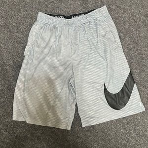 Men’s Nike Dri-Fit Basketball Shorts
